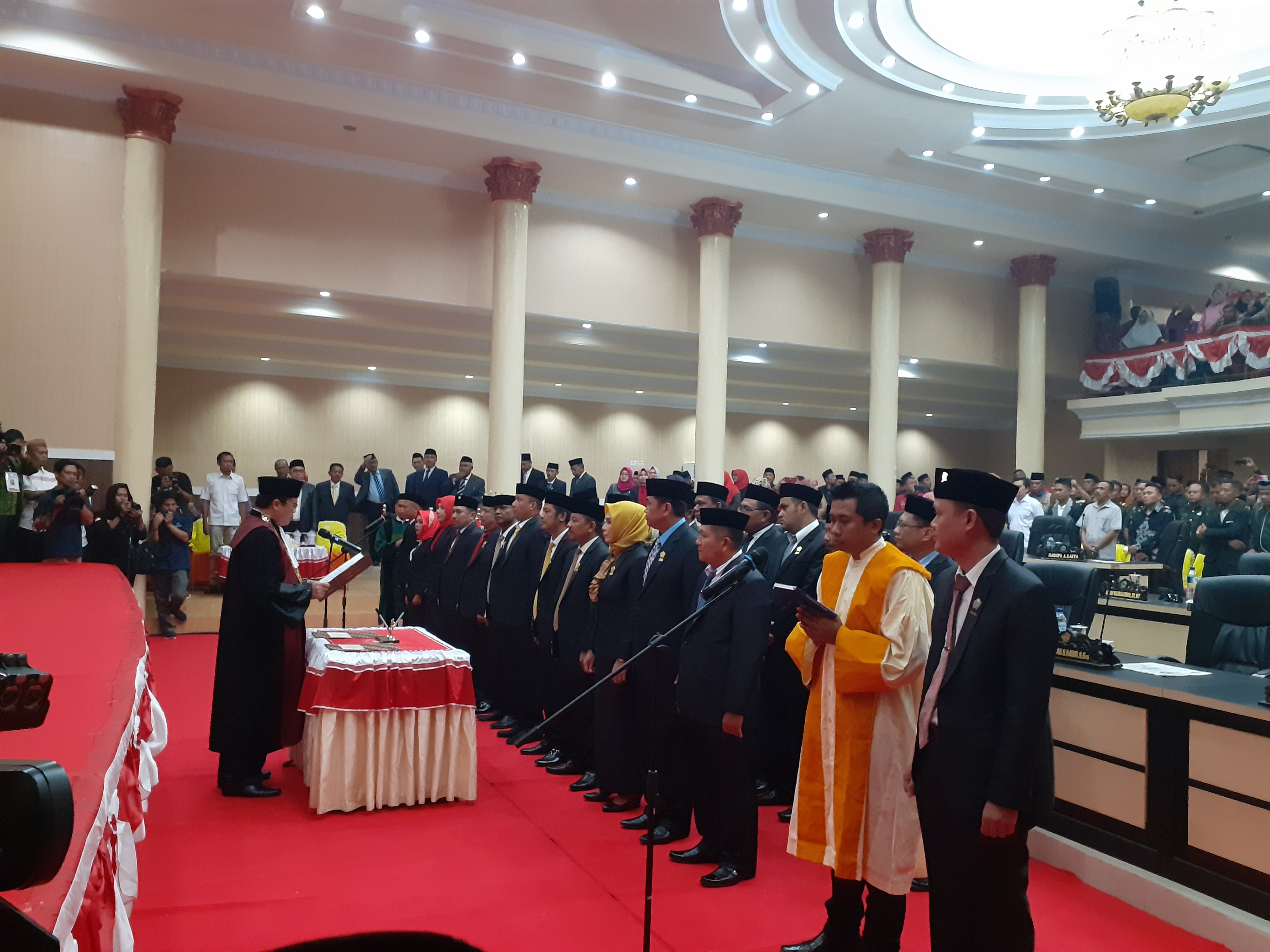 25 ANGGOTA LEGISLATIF DPRD KAB. BOALEMO TELAH RESMI DILANTIK
