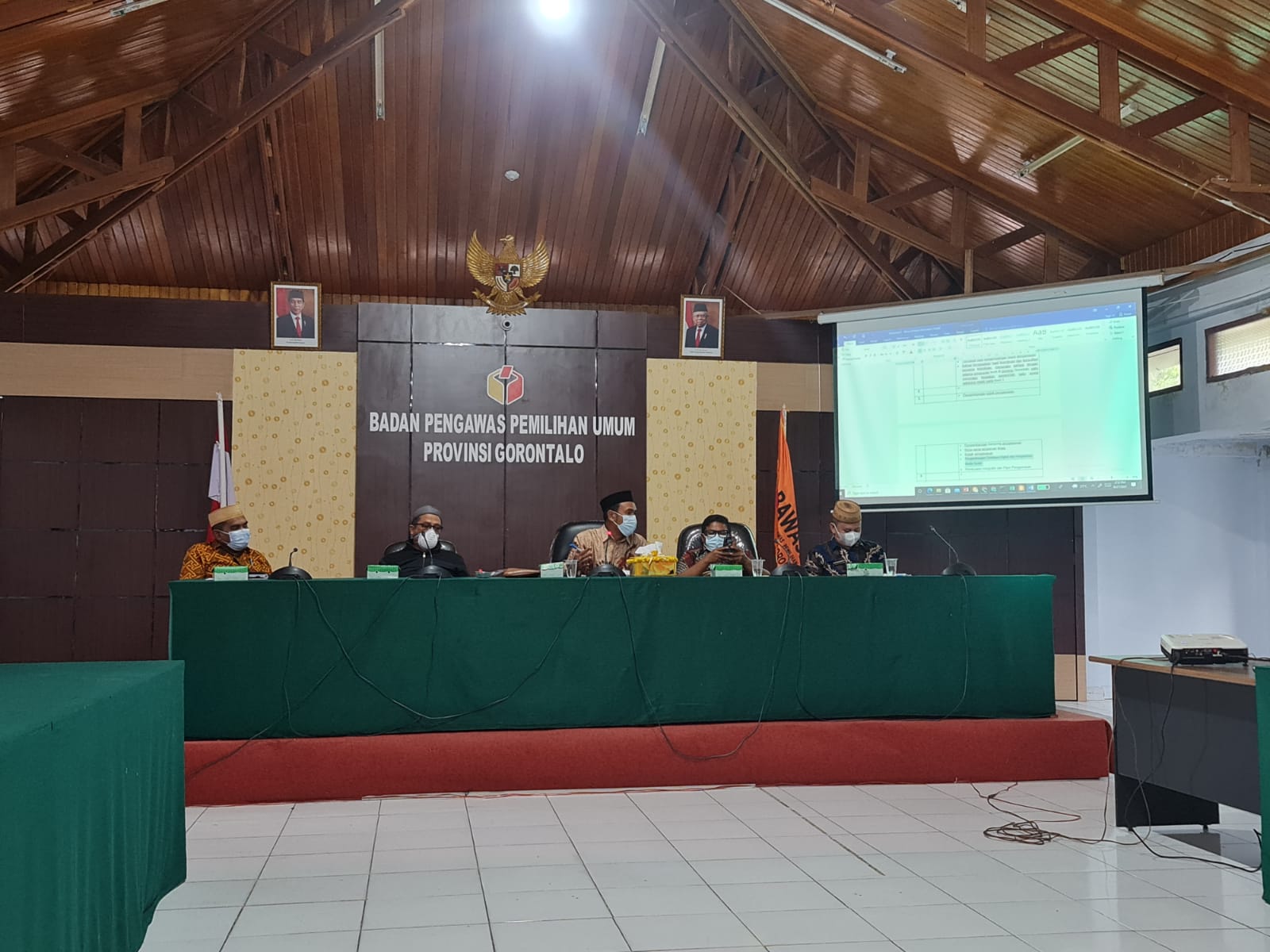 KORSEK RIDWAN DAHIBA MENGIKUTI RAKOR PENYUSUNAN LAPORAN KINERJA 2020