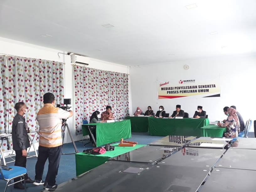 HP3S BAWASLU BOALEMO GELAR  SIMULASI MEDIASI DAN SIDANG ADJUDIKASI UNTUK MAHASISWA
