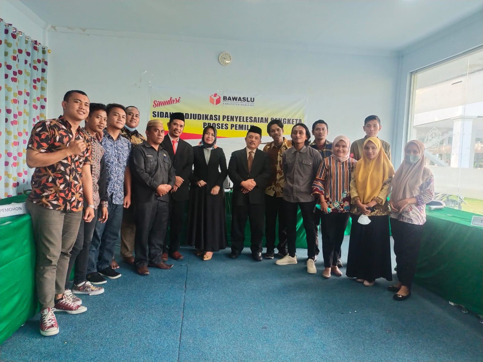 TIM HUKUM BAWASLU BOALEMO BERIKAN EDUKASI TATA CARA SIDANG ADJUDIKASI UNTUK MAHASISWA