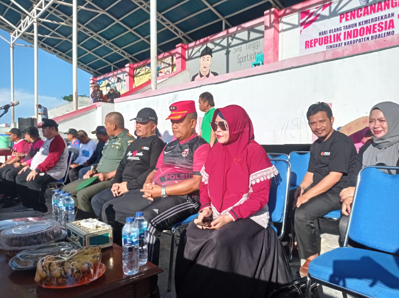 PEMDA BOALEMO CANANGKAN HUT KEMERDEKAAN RI, BAWASLU BOALEMO HADIR LENGKAP