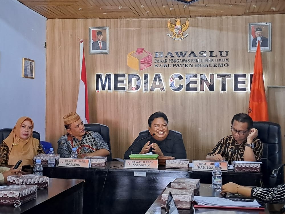 AMIN ABDULLAH HIMBAU STAF BAWASLU KERJA LEBIH CEPAT SELAMA TAHAPAN