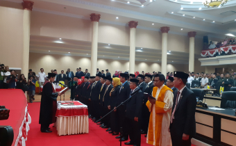 25 ANGGOTA LEGISLATIF DPRD KAB. BOALEMO TELAH RESMI DILANTIK