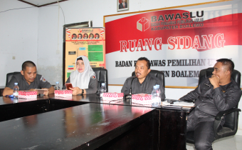EVALUASI PPNPNS SEHARI LAGI, BAWASLU BOALEMO MINTA STAF PERSIAPKAN DIRI
