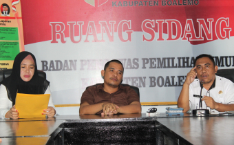 DONGKRAK PENGAWASAN PARTISIPATIF, BAWASLU KAB. BOALEMO GANDENG KAUM PELAJAR