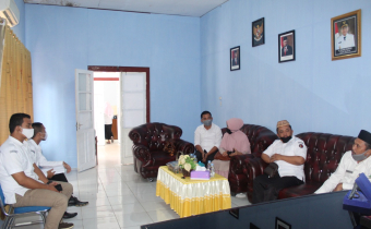 KAKANKESBANG BOALEMO MEMBENARKAN ADANYA POLITISASI IDENTITAS DI BOALEMO