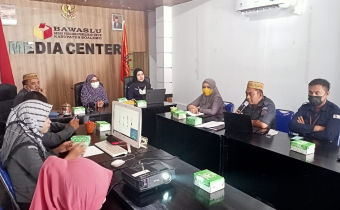 BARU SAJA RAMPUNG, RENSTRA BAWASLU BOALEMO LANGSUNG DIREVIEW  BAWASLU PROVINSI GORONTALO