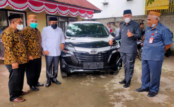BAWASLU BOALEMO TERIMA MOBIL BARU DARI PEMDA