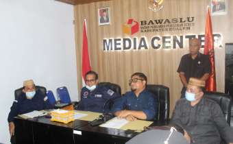 MAKSIMALKAN RAKOR PERBAWASLU, PESERTA DIPECAH JADI DUA KUBU