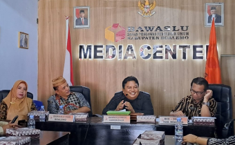 AMIN ABDULLAH HIMBAU STAF BAWASLU KERJA LEBIH CEPAT SELAMA TAHAPAN