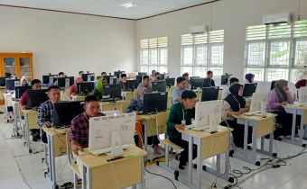 CALON ANGGOTA PANWASLU KECAMATAN IKUTI TES TERTULIS