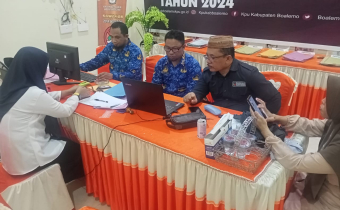AMIR DJ. KOEM AWASI LANGSUNG REKRUTMENT PPK OLEH KPU KAB. BOALEMO